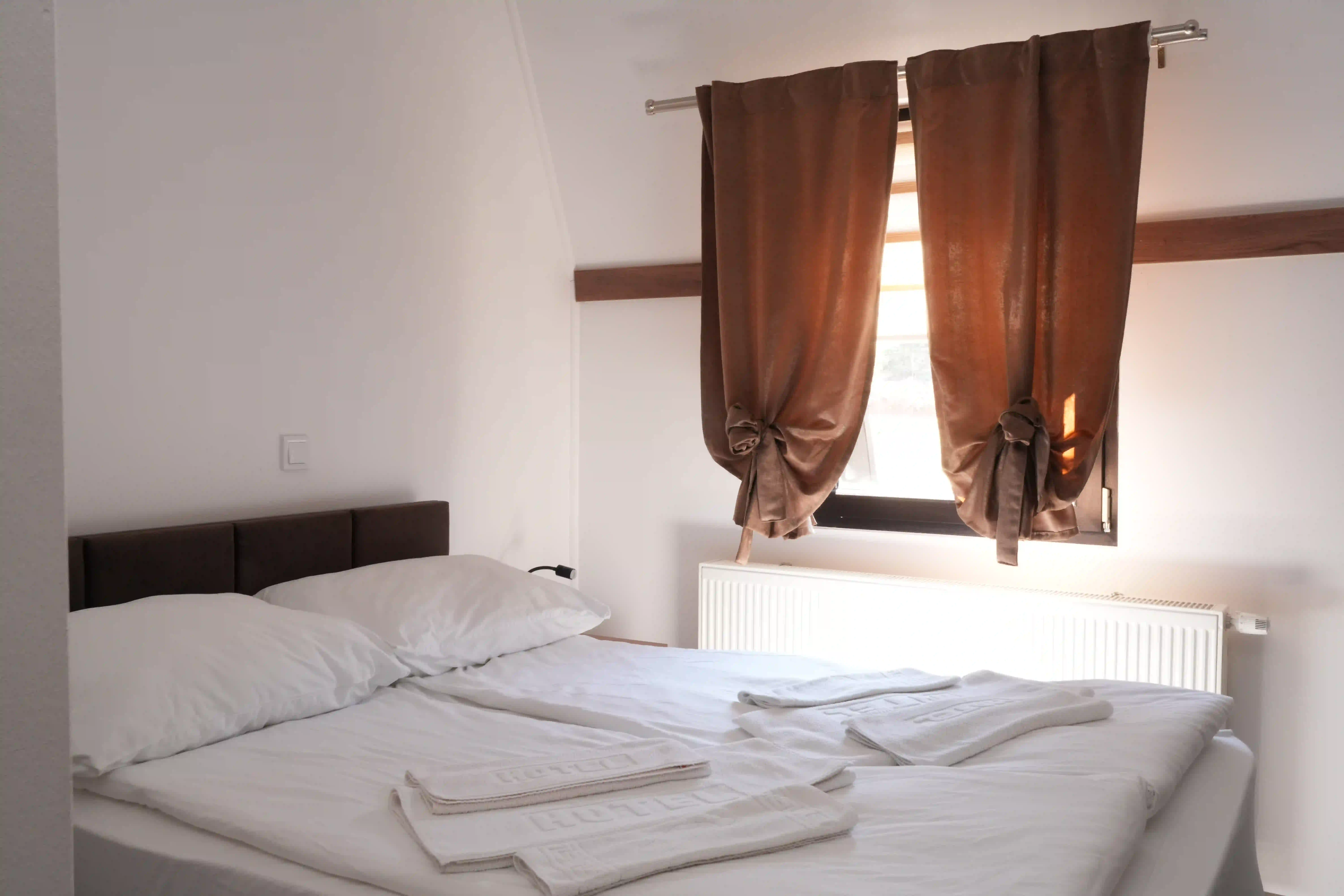 Sobe — Soba, Hotel Planinska Kraljica, Ravna Planina